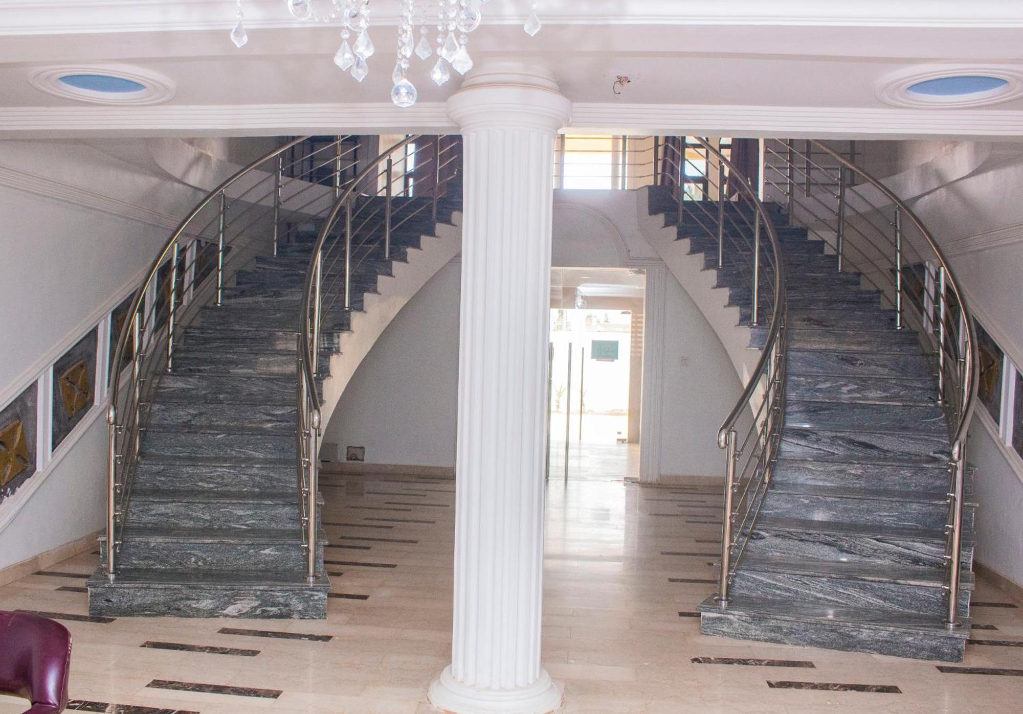 Adonai Hotel Tema Buitenkant foto