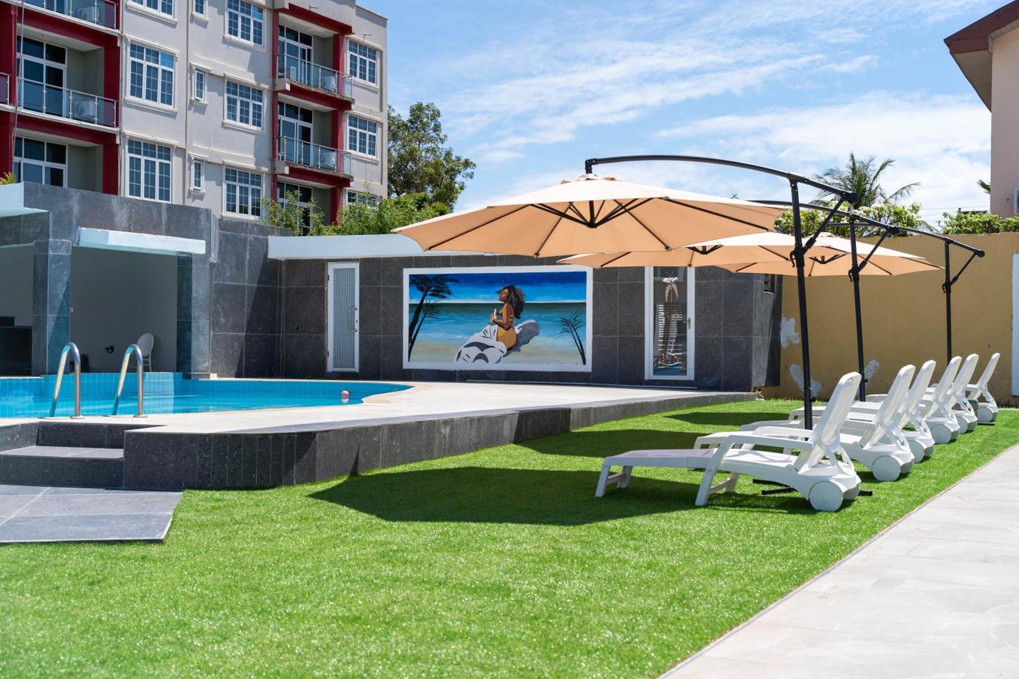 Adonai Hotel Tema Buitenkant foto