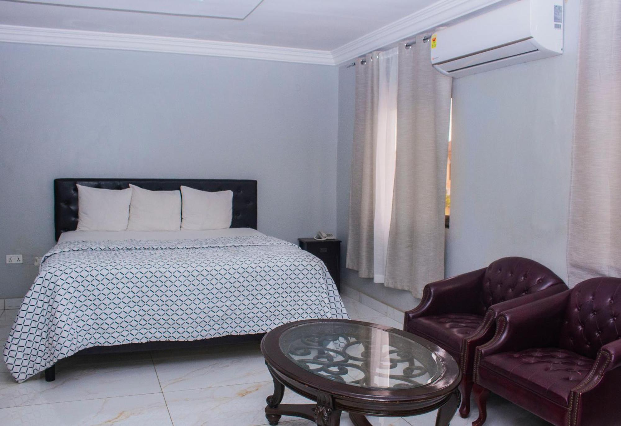 Adonai Hotel Tema Buitenkant foto